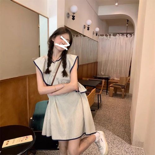 티류으스 여성 여름 프렌치 스트라이프 날개소매 비대칭 러플 루즈핏 키작녀 아기자기 원피스 Lyw
