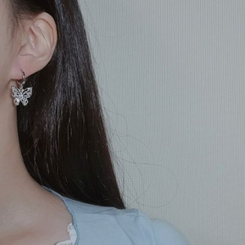 여성용 하객 데일리 큐빅 나비 원터치 귀걸이